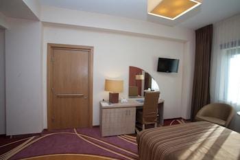 בוקרשט Mari Vila Hotel מראה חיצוני תמונה